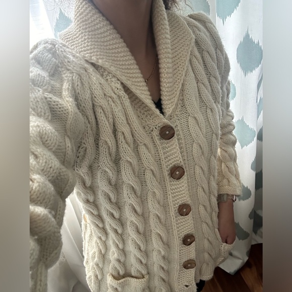 Vintage Cable Knit Hand Knit Cardigan - Picture 3 of 4